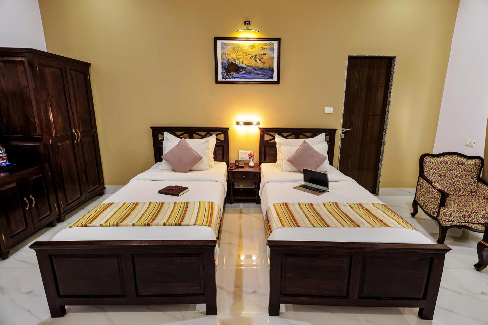 Revaas Lake View Boutique Stay Udaipur Kültér fotó